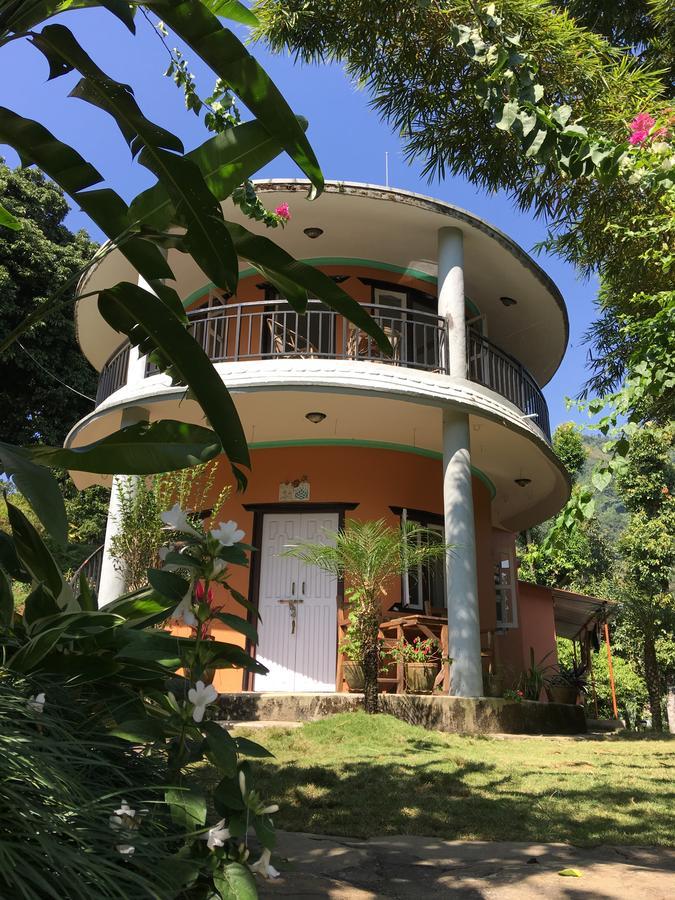 Hidden Paradise Guest House Pokhara Exterior photo